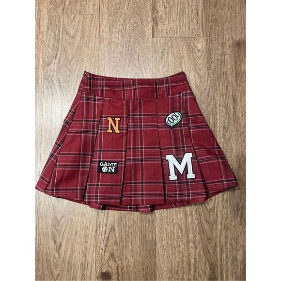 No Boundaries Juniors Red Plaid Pleated Tennis Mini Skirt Patches size 1 or XS - Picture 3 of 6